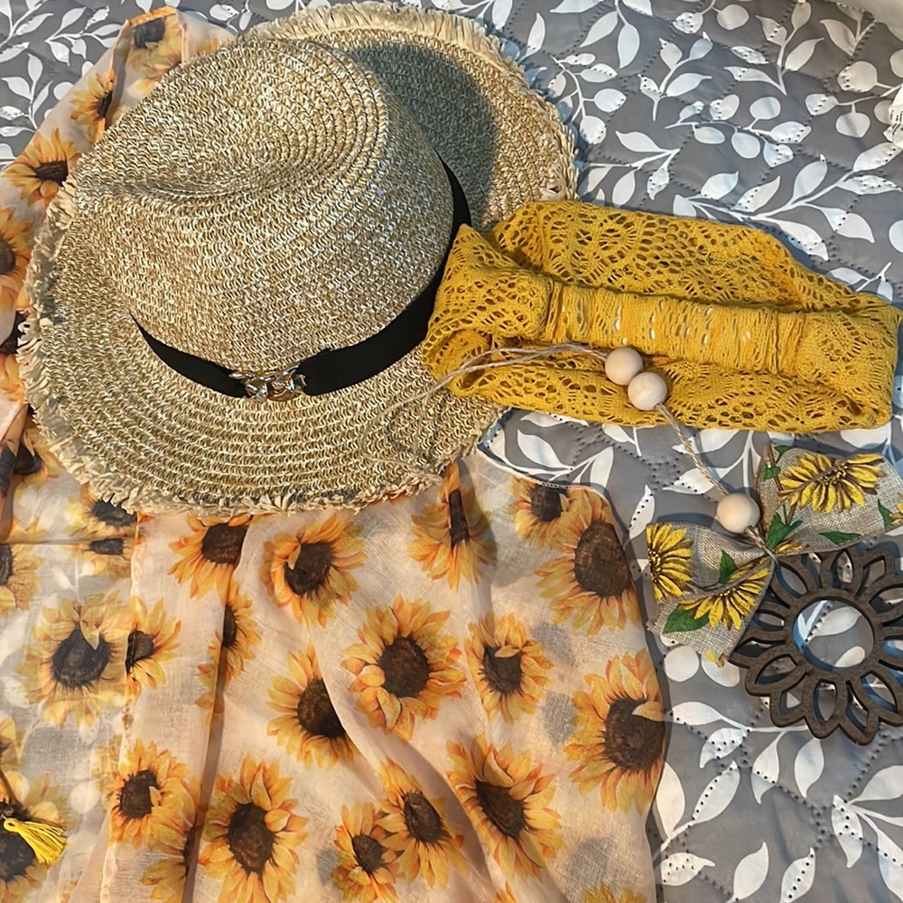 Sunflower set 🌻🌻🌻 - Picture 2 of 3